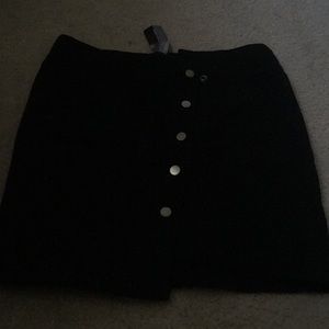 BLACK BUTTON DOWN SKIRT